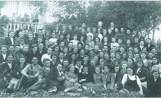 Участники 3-го пленума Башкирского обкома ВЛКСМ. 1945