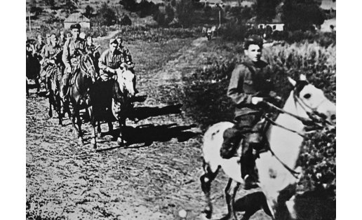 112‑я Башкирская кавалерийская дивизия на марше. Брянский фронт, 1942