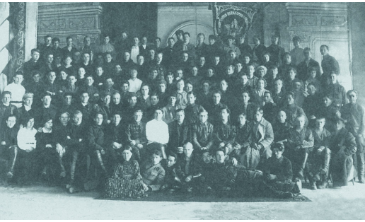 Делегаты 3-го Всебашкирского съезда РЛКСМ. 1924