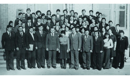 Участники зонального семинара комсомольского актива Зауралья (г. Баймак, 1980)