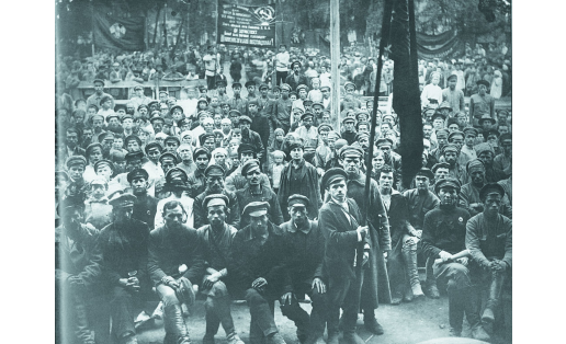 Митинг перед отправкой частей Отдельной Башкирской стрелковой бригады в г. Петроград (г. Белебей, 1919)