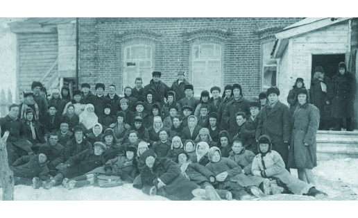 Участники 7‑й конференции Таналык Баймакского комитета ВЛКСМ. 1930