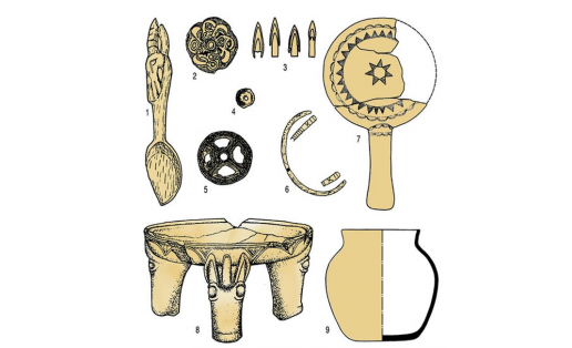 Материалы могильника Биш-Уба I: бронзовые — браслет (6), зеркало (7), колесовидная подвеска (5), наконечники стрел (3); глиняный сосуд (9); золотые — бляшка-подвеска (2), подвеска (4); каменный жертвенник (8); костяная ложка (1)