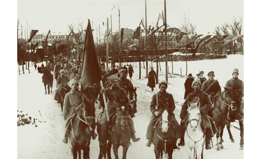 Технический эскадрон Отдельной Башкирской кавалерийской дивизии на параде, посвящённом 2‑й годовщине Октябрьской революции. Петроград, 7 ноября 1919