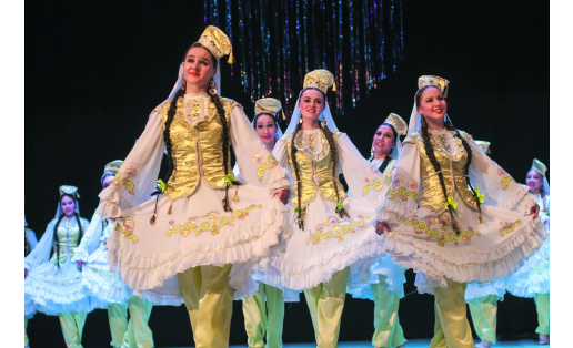 Татарский танец “Праздничный” в исполнении ансамбля "Ирандек" Tatar dance “Festive”