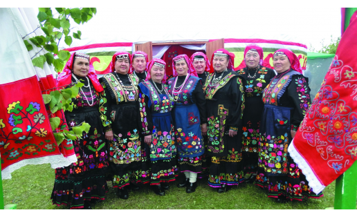 Фольклорный ансамбль “Сердеш” из Белокатайского района РБ. Folklore ensemble “Serdesh”