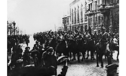 Проводы башкирских частей на фронт. Петроград, октябрь 1919