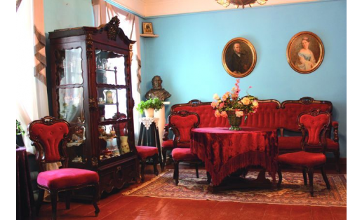 Аксаковский музей. Голубая гостиная. Уголок губернатора Г.С.Аксакова A blue living room. Governor G.S.Aksakov’s Corner