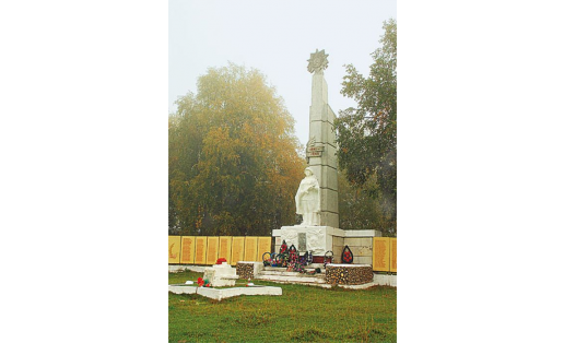 Село Дуван Дуванского р-на. Памятник павшим в годы Великой Отечественной войны