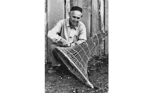 Плетение рыболовной снасти
