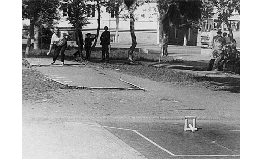 Чемпионат БАССР по городошному спорту. Уфа, 1984. Выступает Н.П.Шапкин