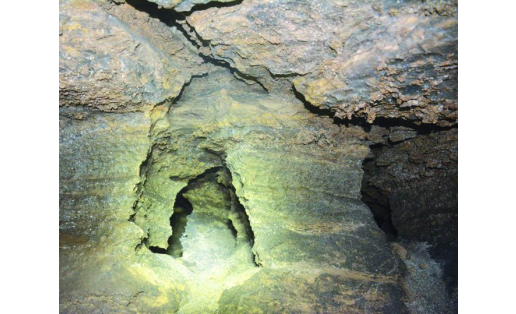 Курманаевская пещера The Kurmanayevskaya cave